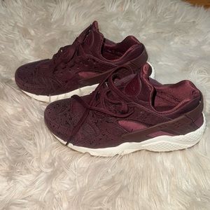 Nike Limited Edition Huarache